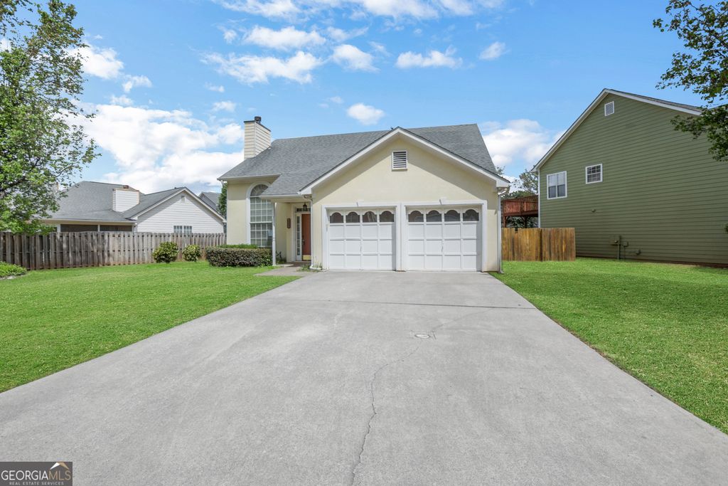 Photo of 3062 Vineyard Way SE, Smyrna, GA 30082 (MLS # 10724766)