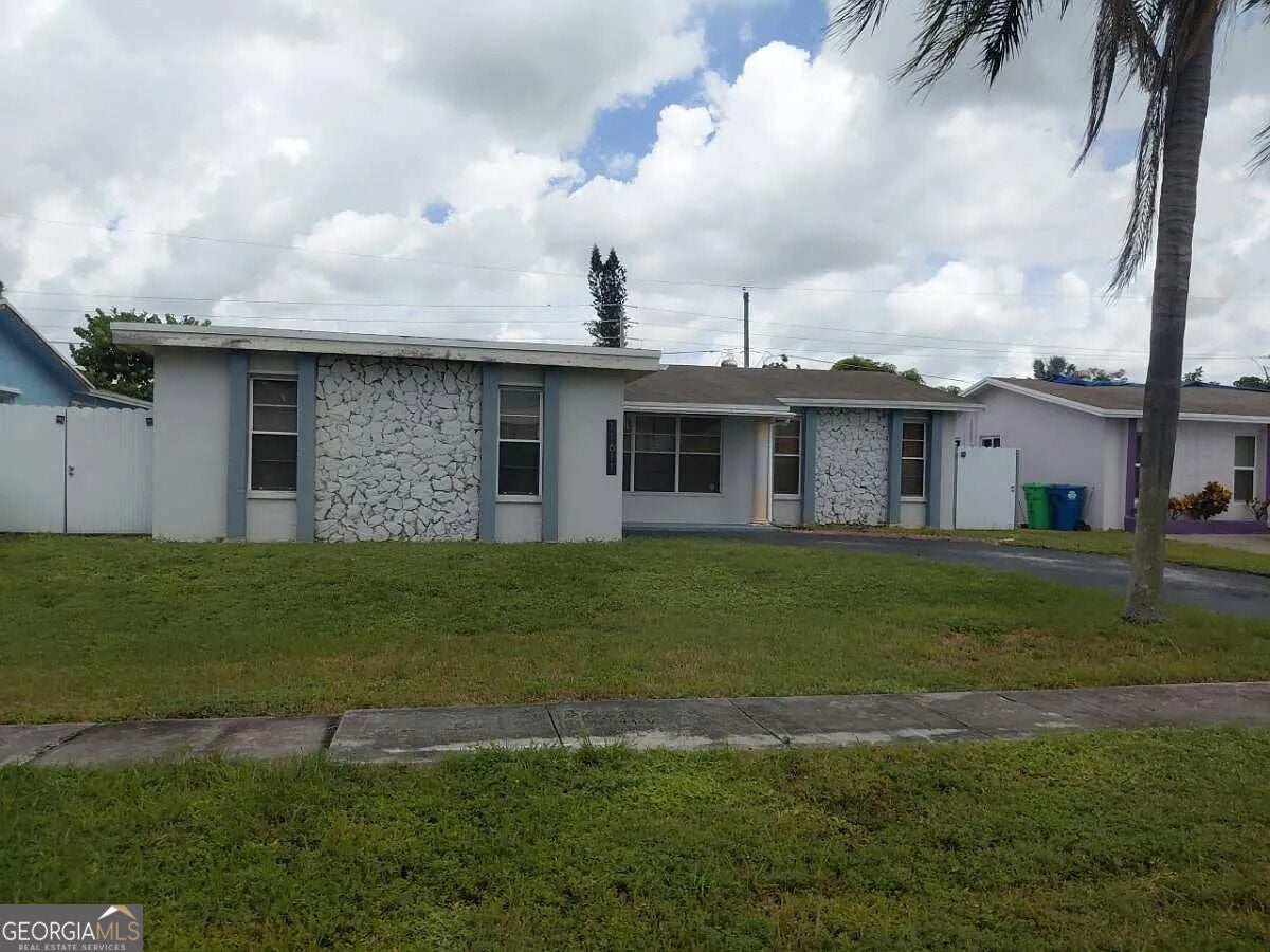 11611 NW 29th Place