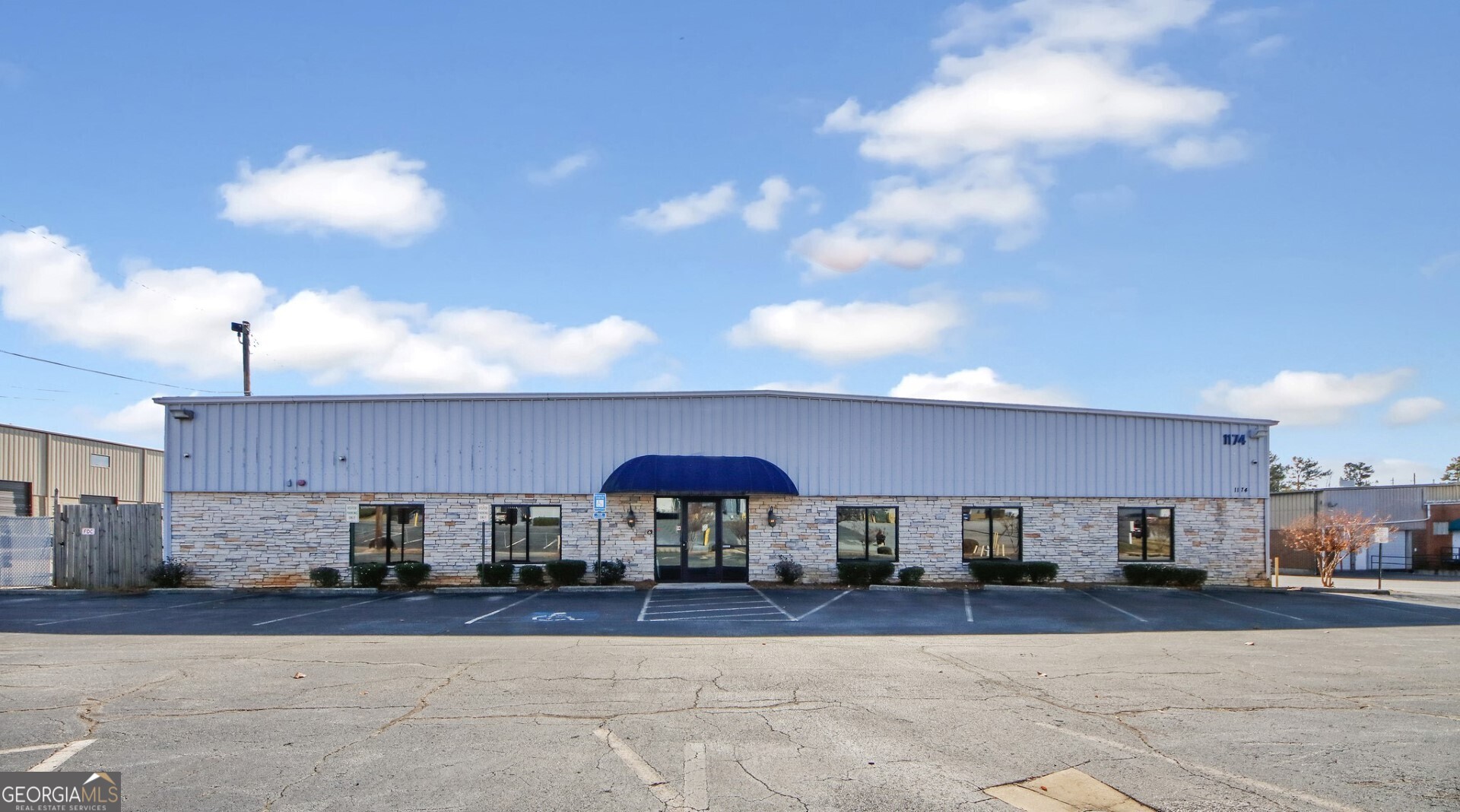 1174 Hayes Industrial DR