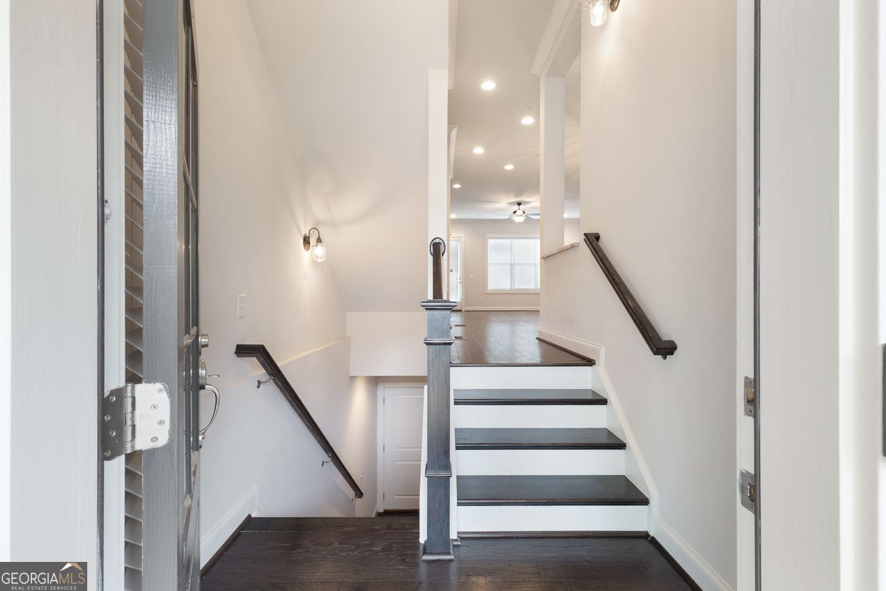 28 and Main - Residential