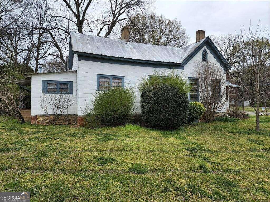 2921 Moon Station RD