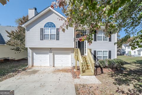 Photo of 4423 Pipemaker Bluff, Douglasville, GA 30135 (MLS # 10616263)