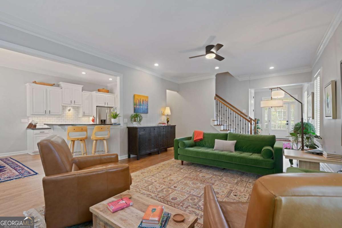3401 Village Green DR