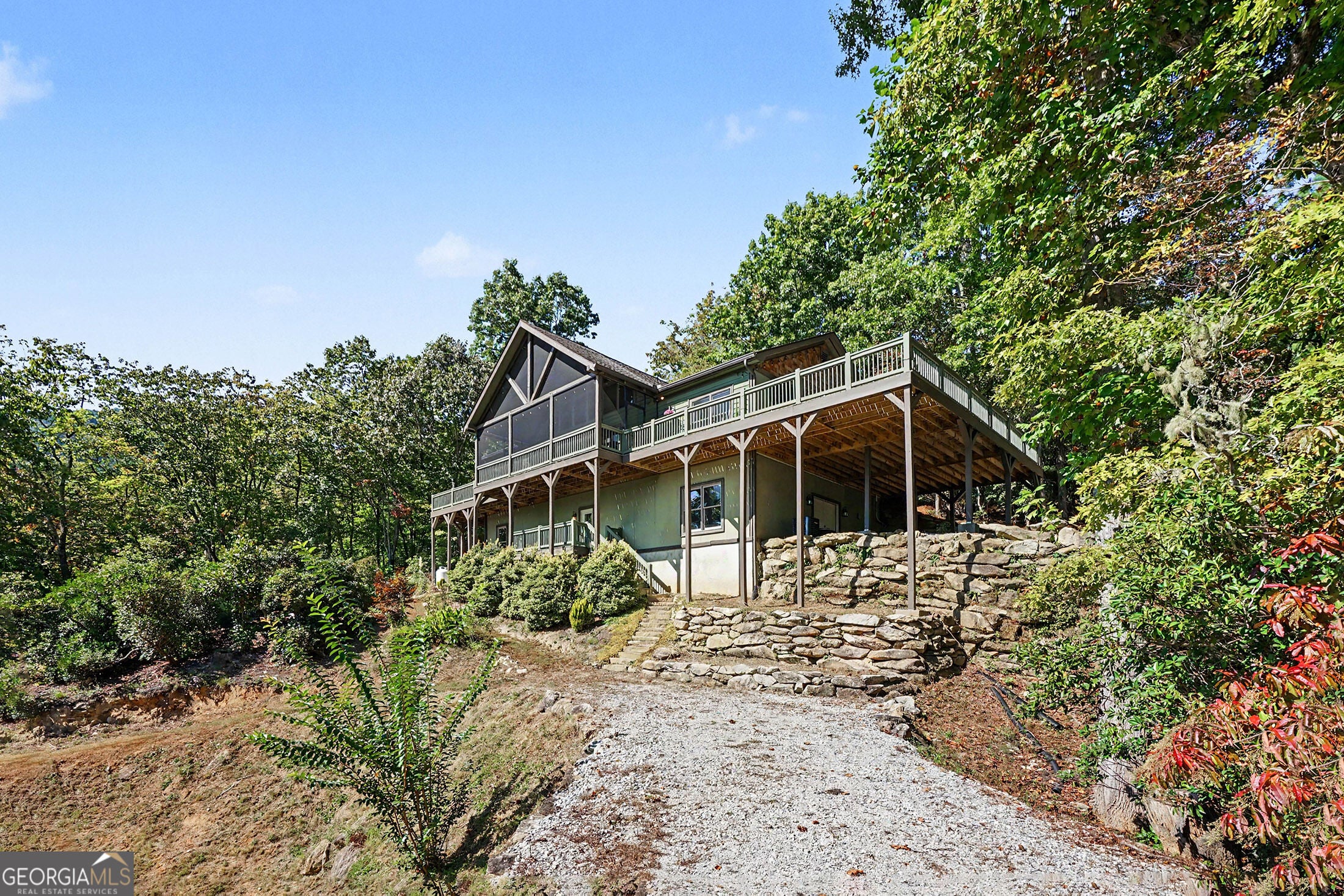 427 Smokehouse Knob DR