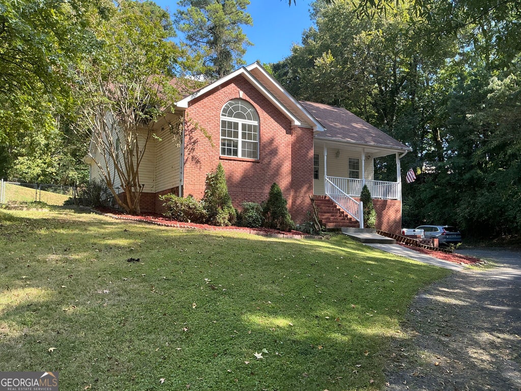Photo of 101 S Azalea Drive, LaFayette, GA 30728 (MLS # 10842232)