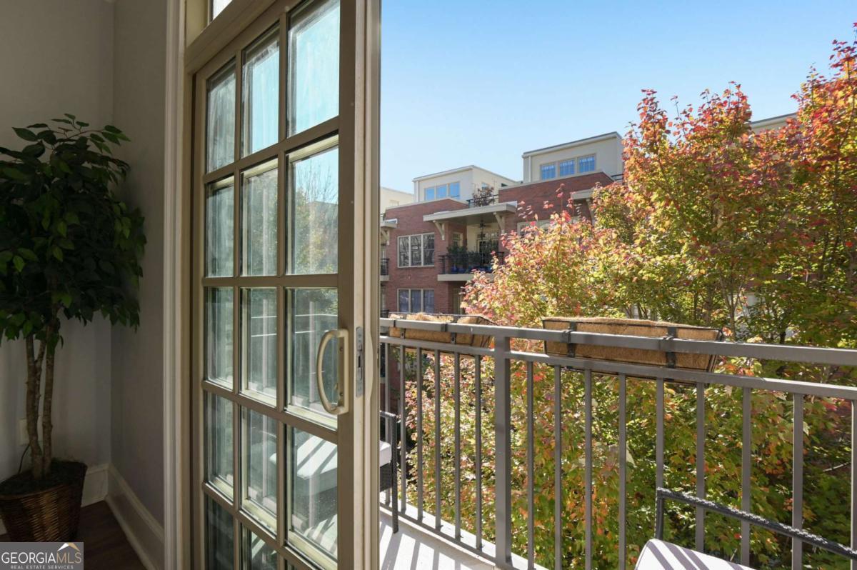 Piedmont Crest Condos - Residential