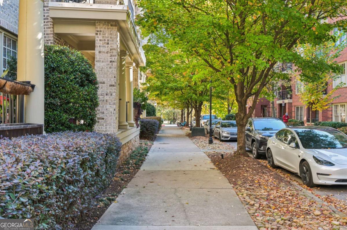 Piedmont Crest Condos - Residential