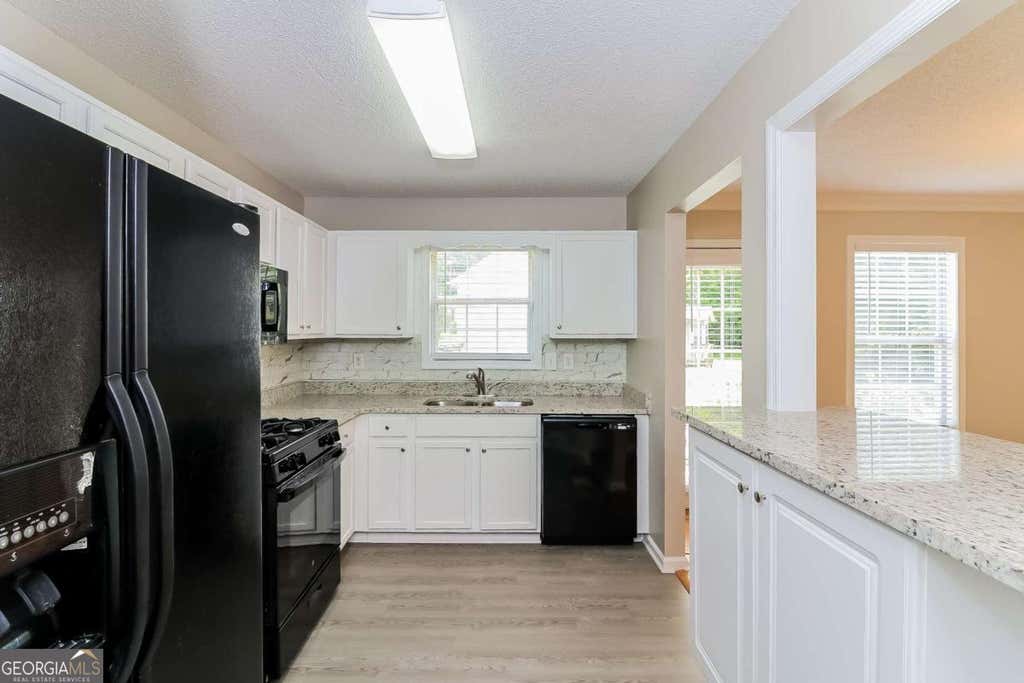 Photo of 100 Ivy Glen Court, Dallas, GA 30157 (MLS # 10818751)
