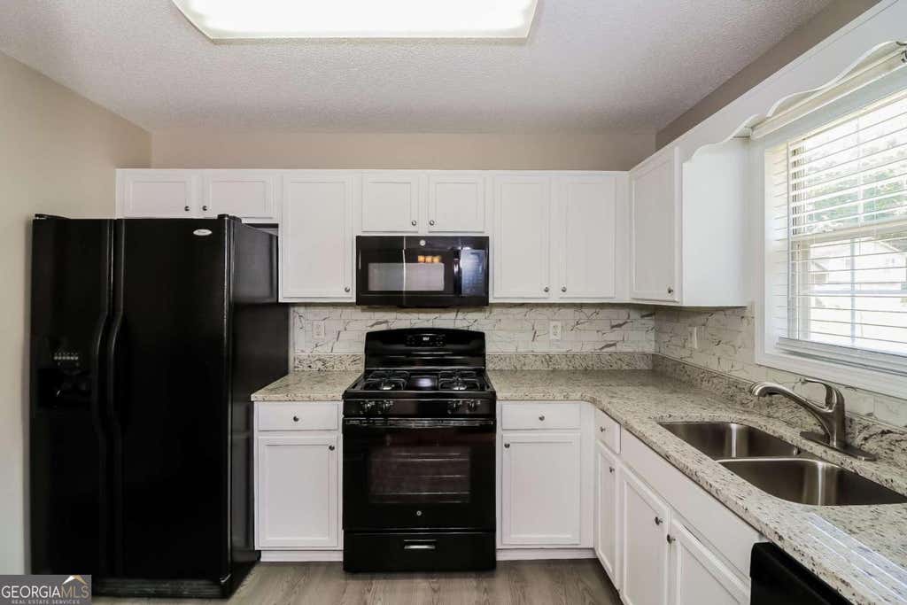 Photo of 100 Ivy Glen Court, Dallas, GA 30157 (MLS # 10818751)