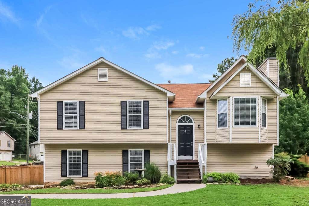 Photo of 100 Ivy Glen Court, Dallas, GA 30157 (MLS # 10818751)
