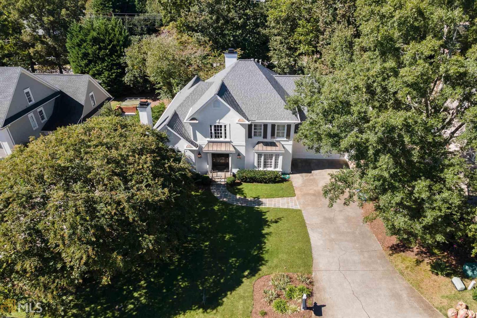 Long Island Walk - Residential