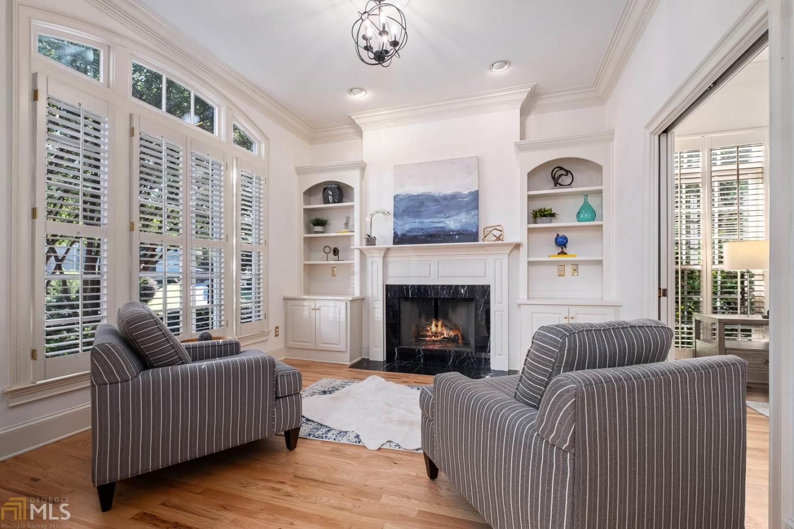 Long Island Walk - Residential