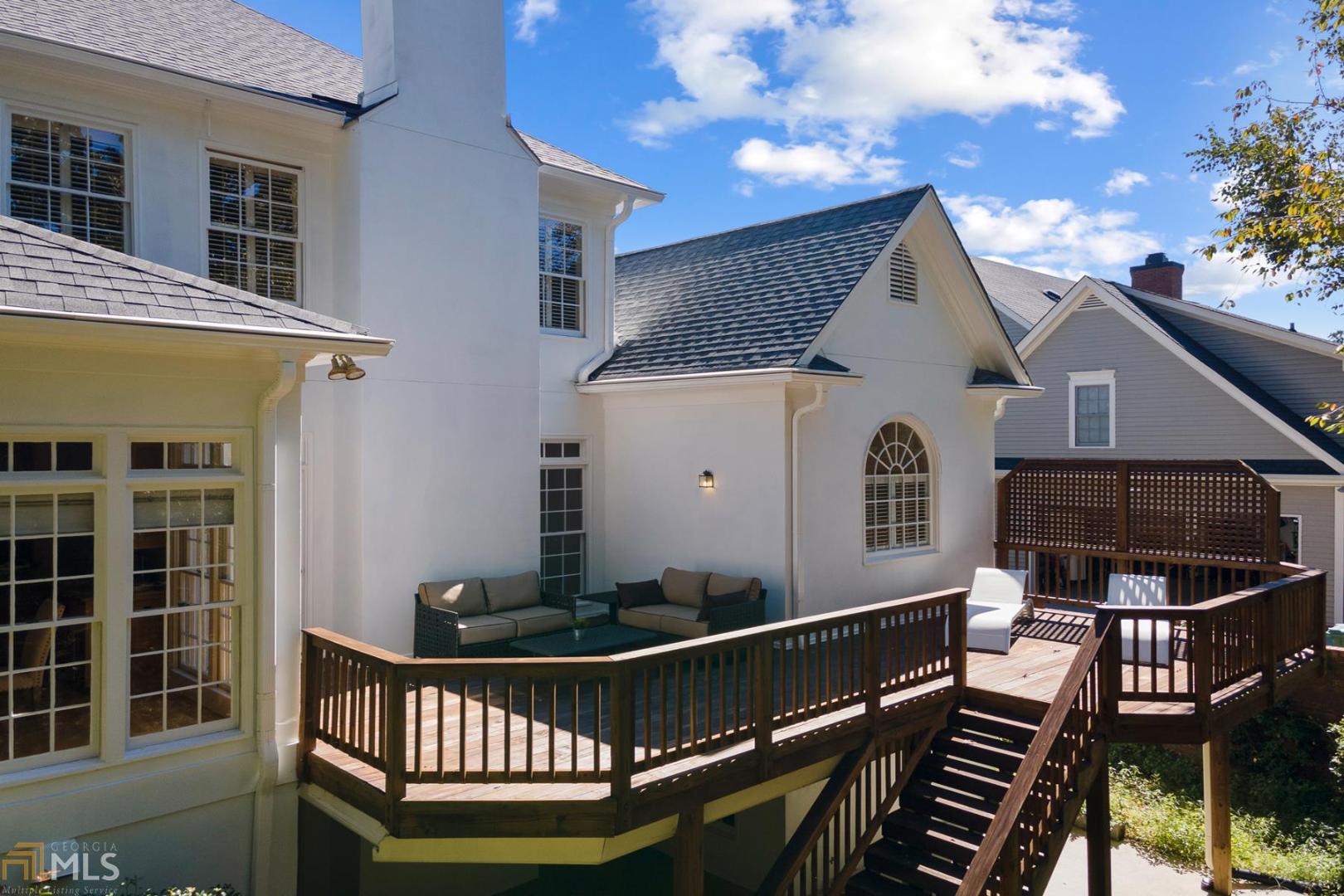 Long Island Walk - Residential