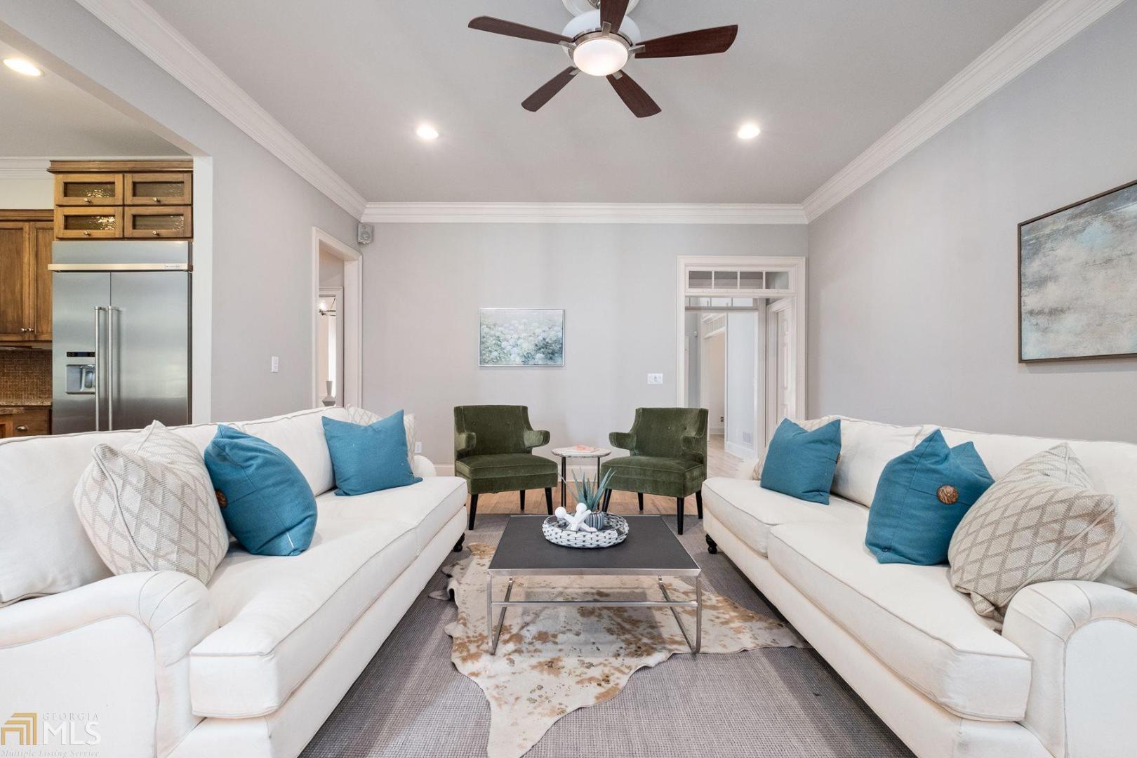 Long Island Walk - Residential
