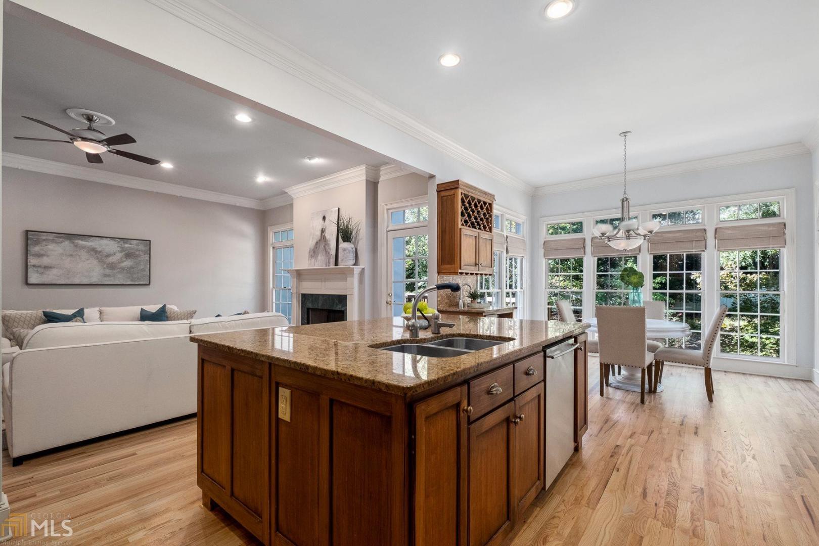 Long Island Walk - Residential