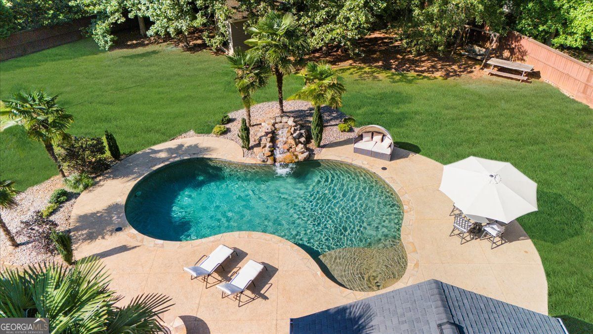 Loganville, Georgia 30052, United States, 5 Bedrooms Bedrooms, ,4 BathroomsBathrooms,Residential,Active,177636