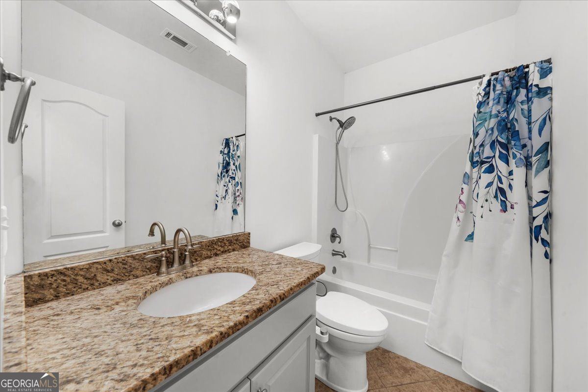 Loganville, Georgia 30052, United States, 5 Bedrooms Bedrooms, ,4 BathroomsBathrooms,Residential,Active,177636