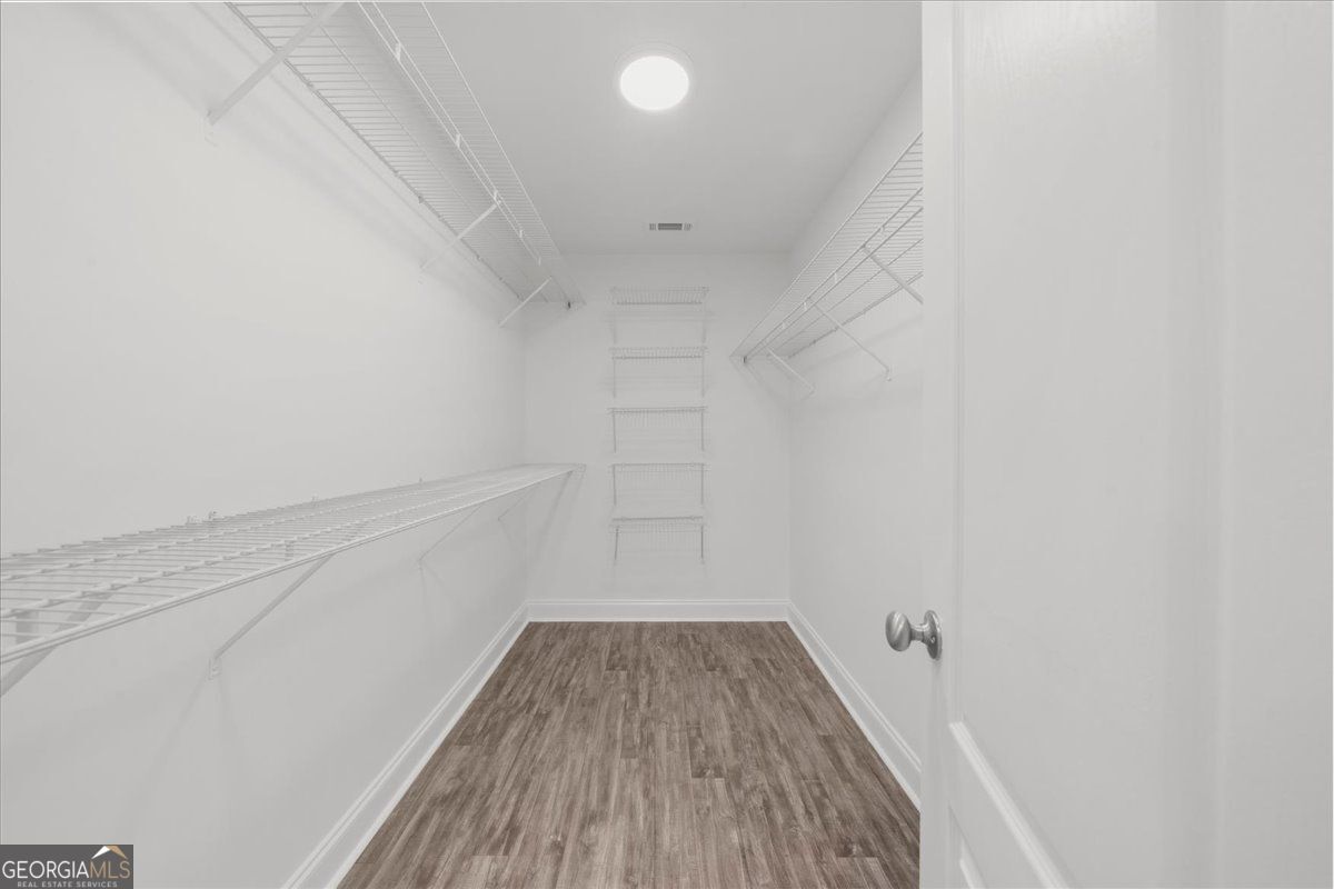 Loganville, Georgia 30052, United States, 5 Bedrooms Bedrooms, ,4 BathroomsBathrooms,Residential,Active,177636