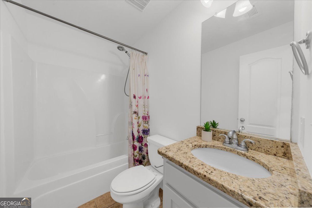 Loganville, Georgia 30052, United States, 5 Bedrooms Bedrooms, ,4 BathroomsBathrooms,Residential,Active,177636