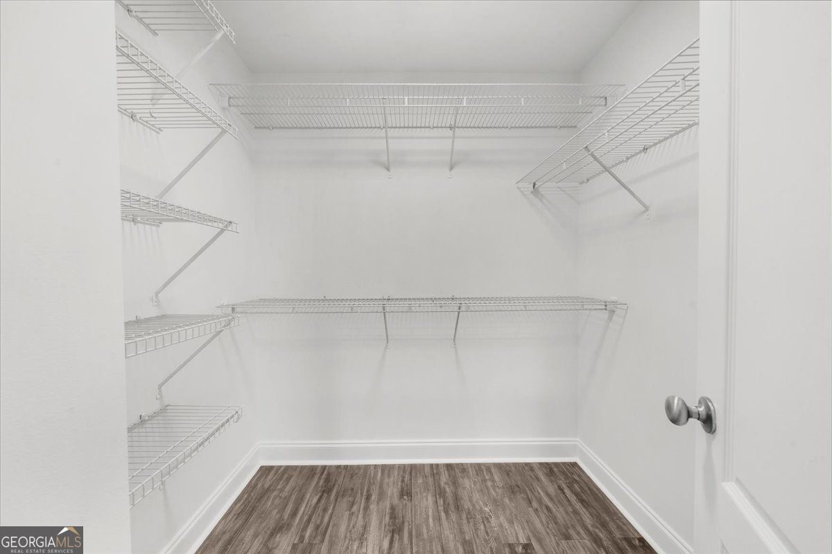 Loganville, Georgia 30052, United States, 5 Bedrooms Bedrooms, ,4 BathroomsBathrooms,Residential,Active,177636