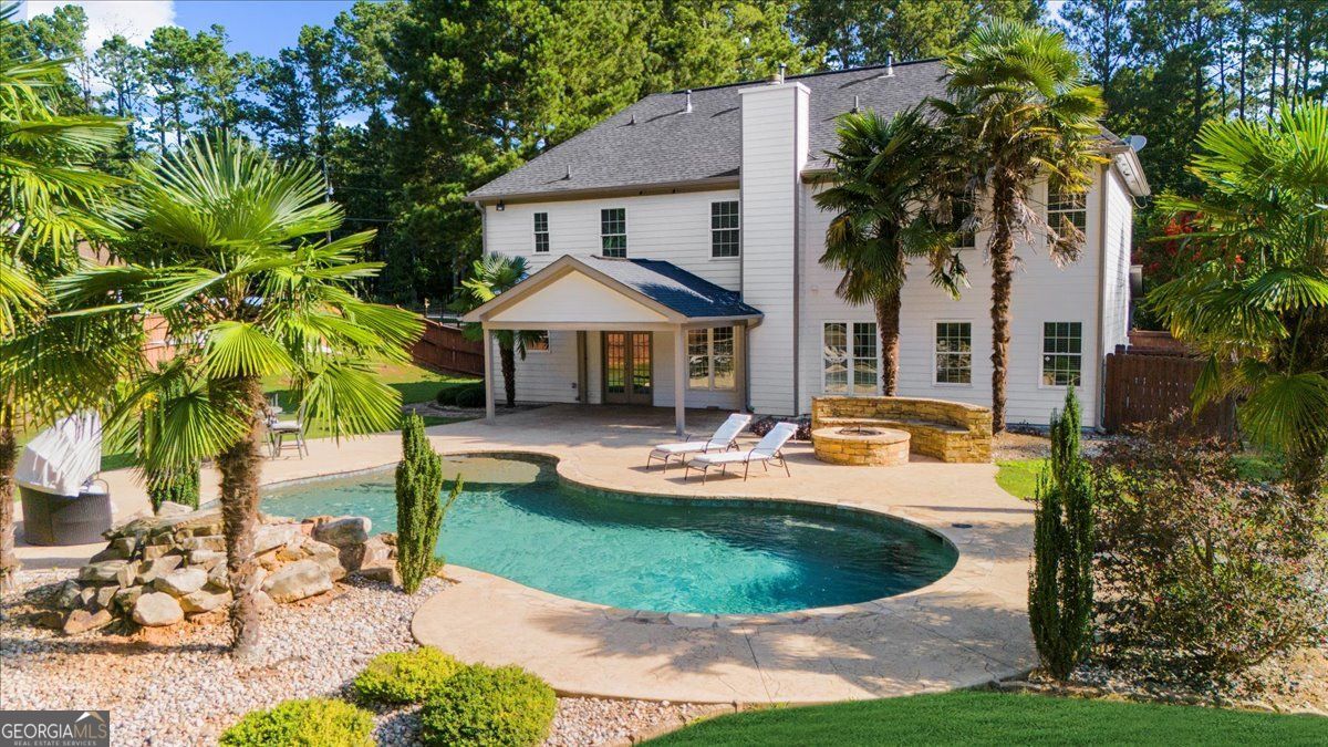 Loganville, Georgia 30052, United States, 5 Bedrooms Bedrooms, ,4 BathroomsBathrooms,Residential,Active,177636