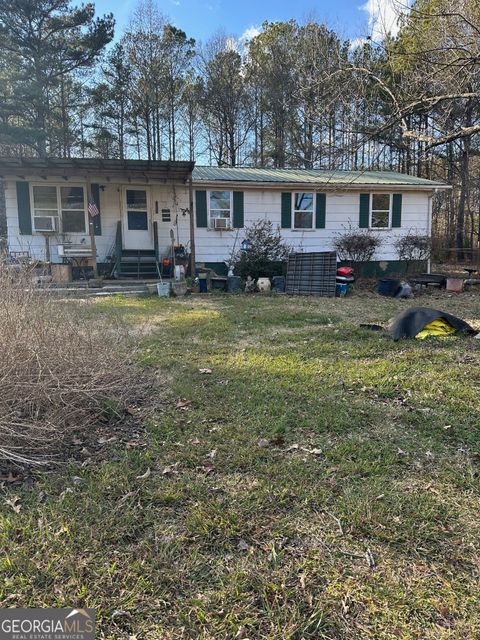 320 W Grantville RD Grantville GA 30220