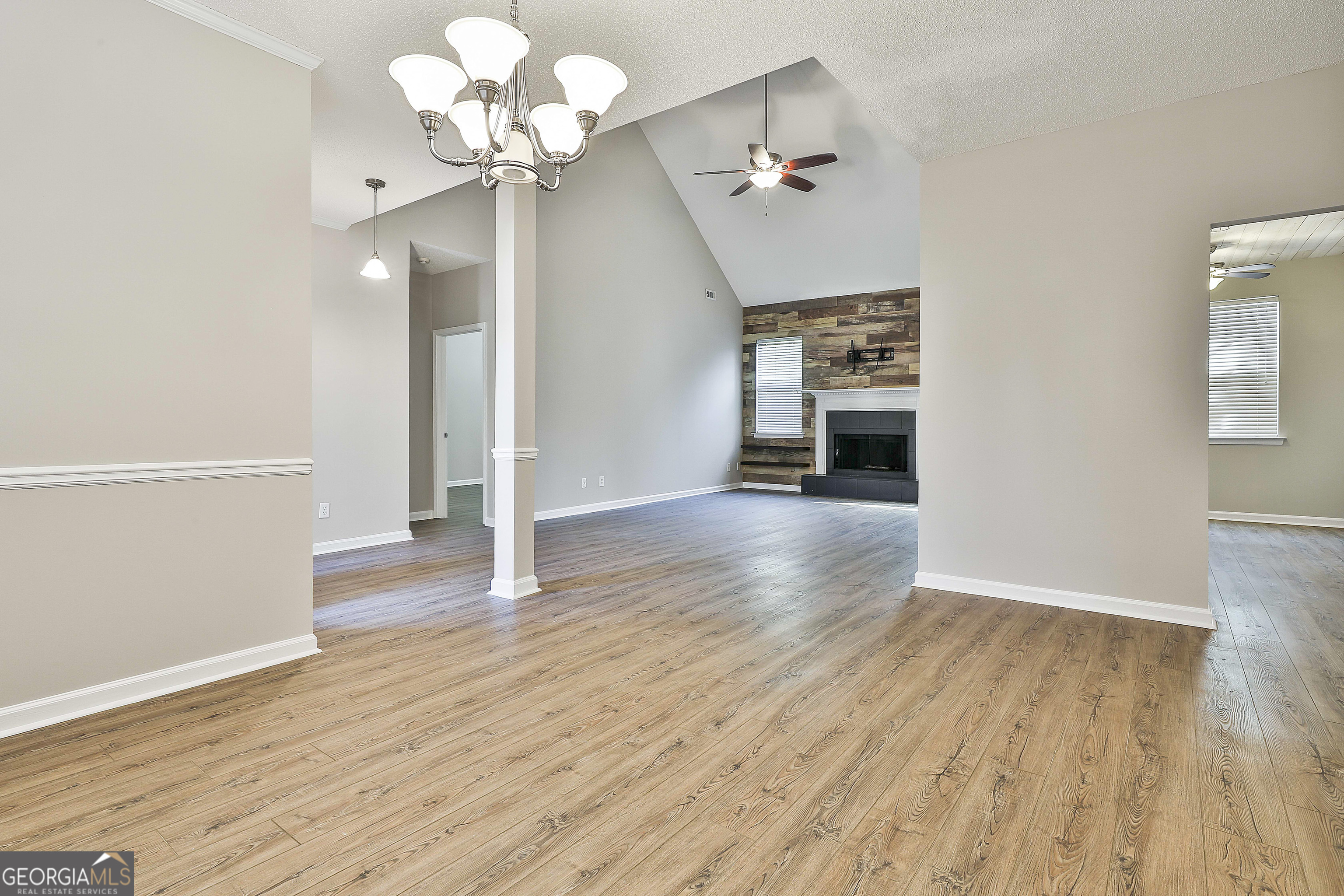 Newnan, Georgia 30265, United States, 4 Bedrooms Bedrooms, ,3 BathroomsBathrooms,Residential,Active,16982