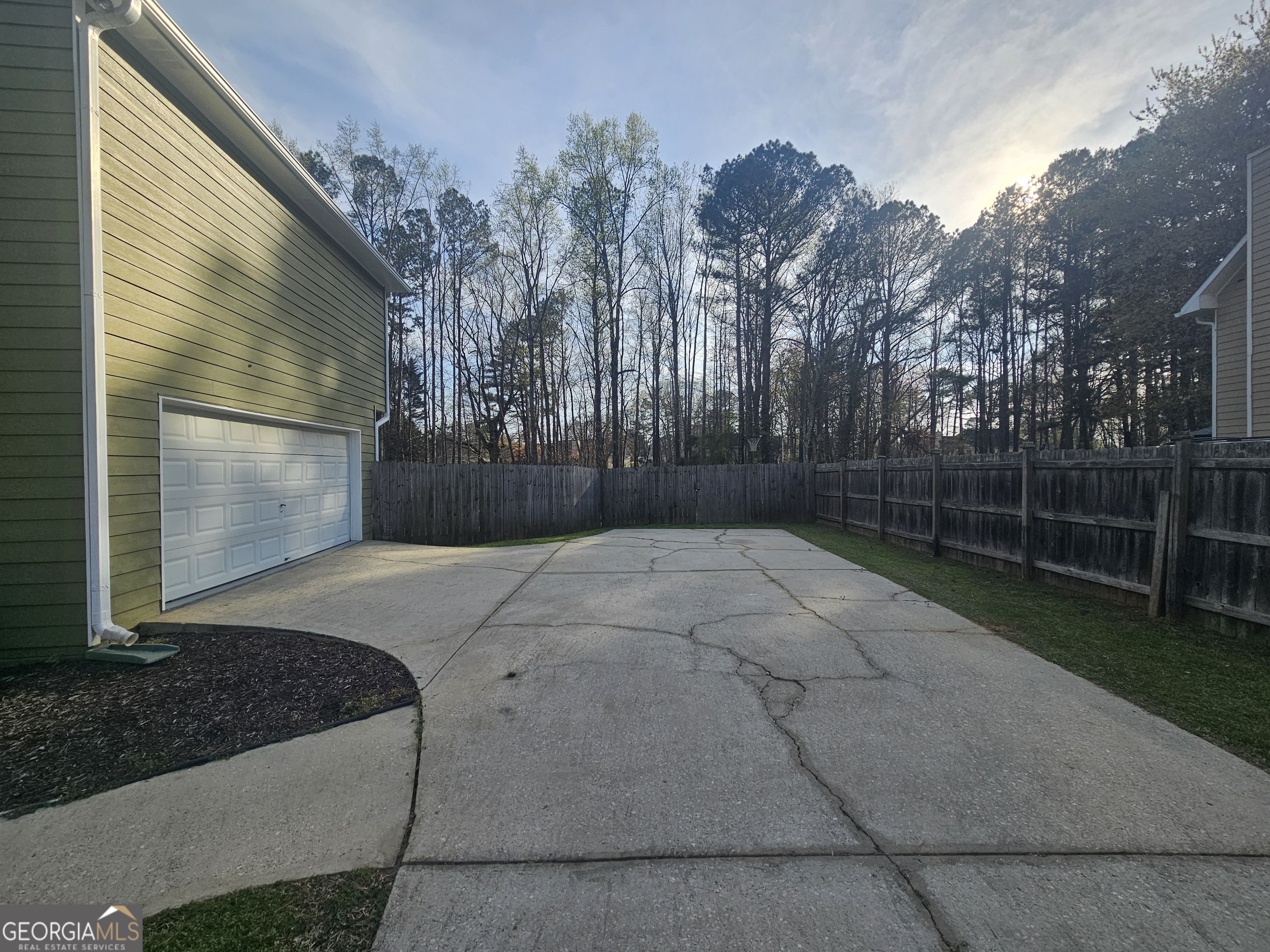 24 Springfield DR