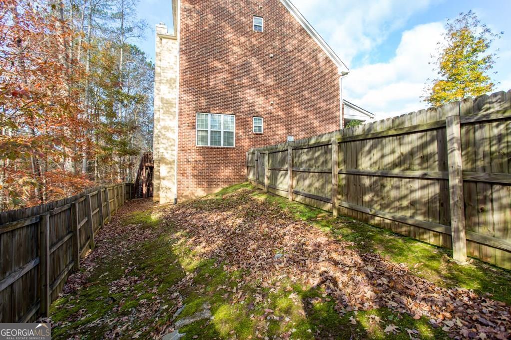 345 Manning CT