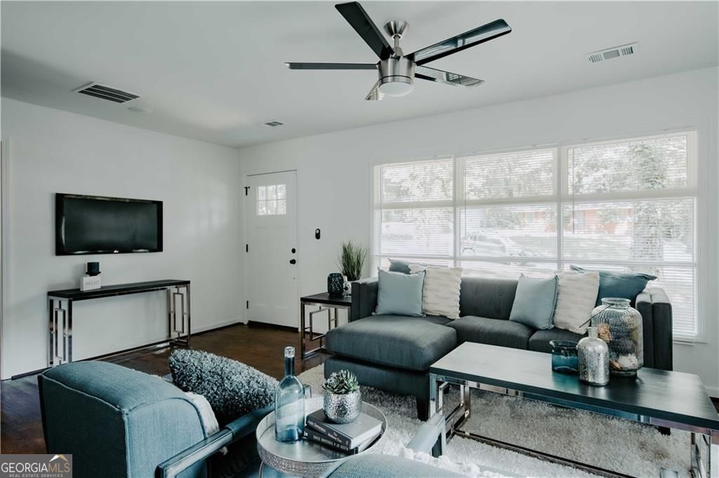 Photo of 2173 Polar Rock Place SW, Atlanta, GA 30315 (MLS # 10761972)