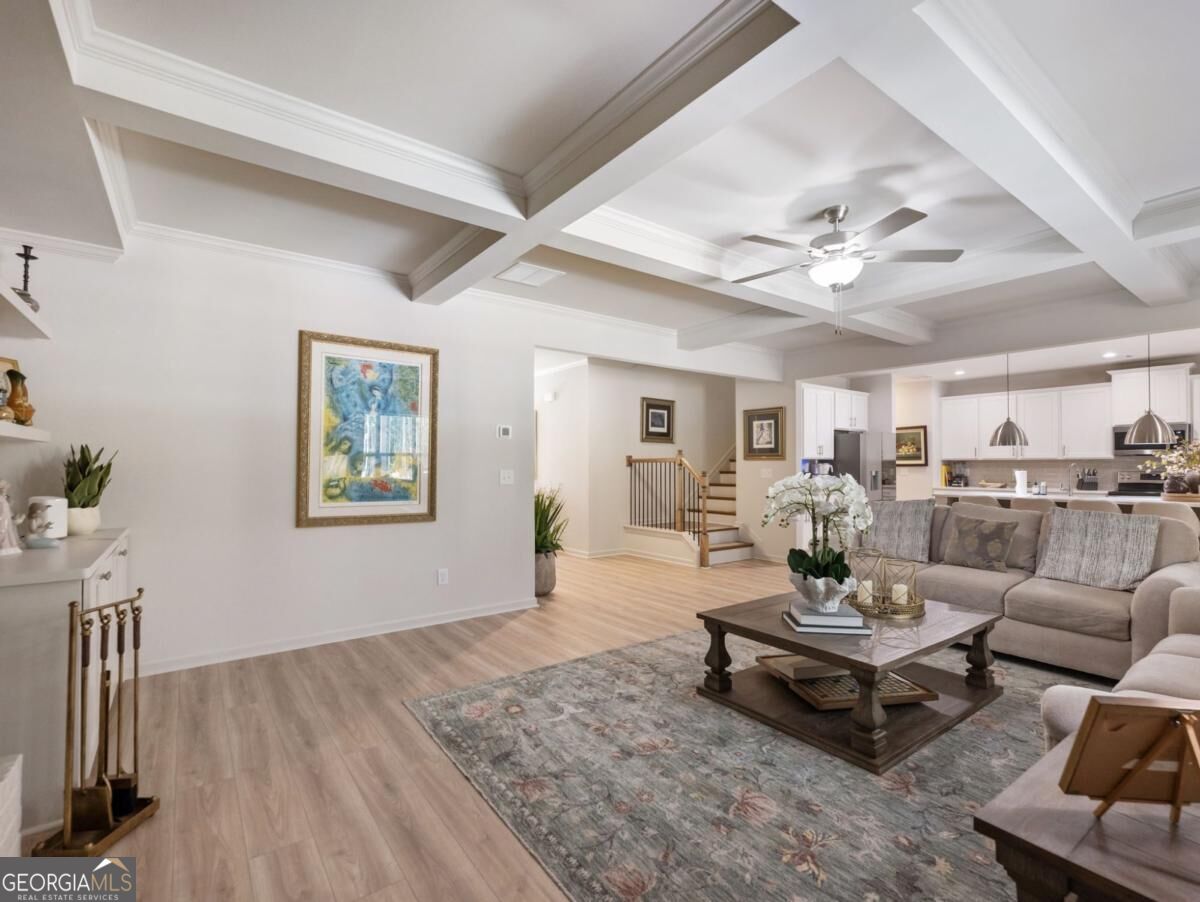 213 Meadows DR