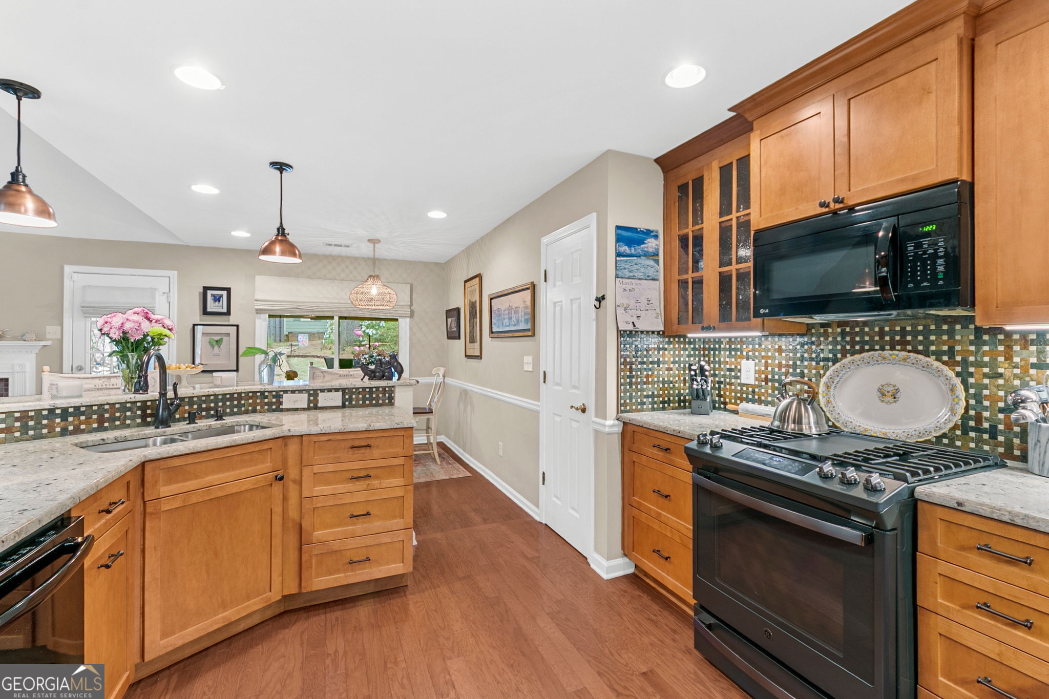 3235 Maple Terrace DR