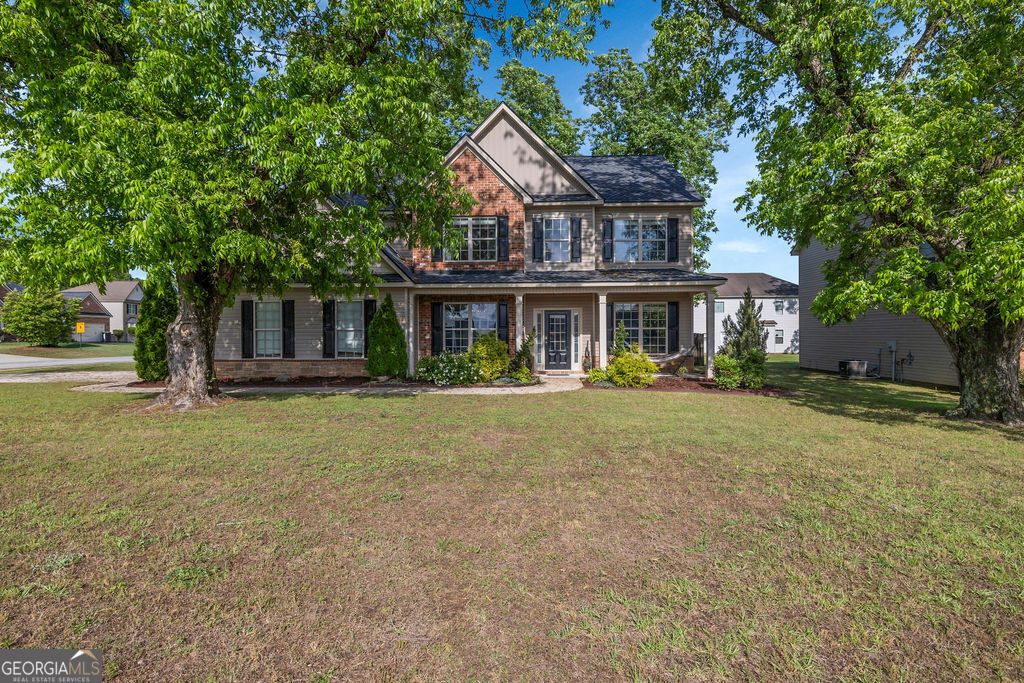 Photo of 126 Meadows Walk Drive, Byron, GA 31008 (MLS # 10769522)