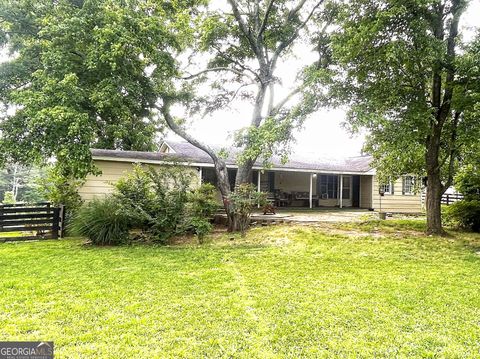16685 Hopewell RD Milton GA 30004