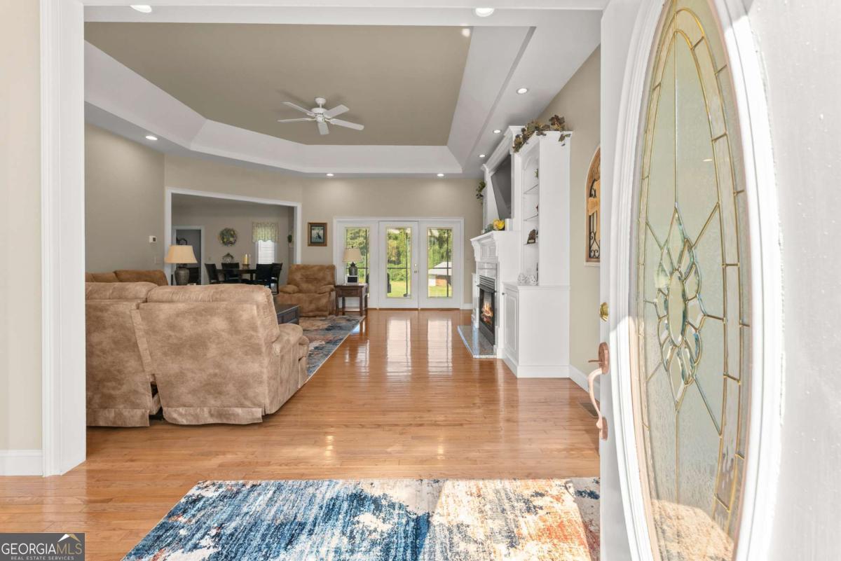 1121 Beacon Light RD