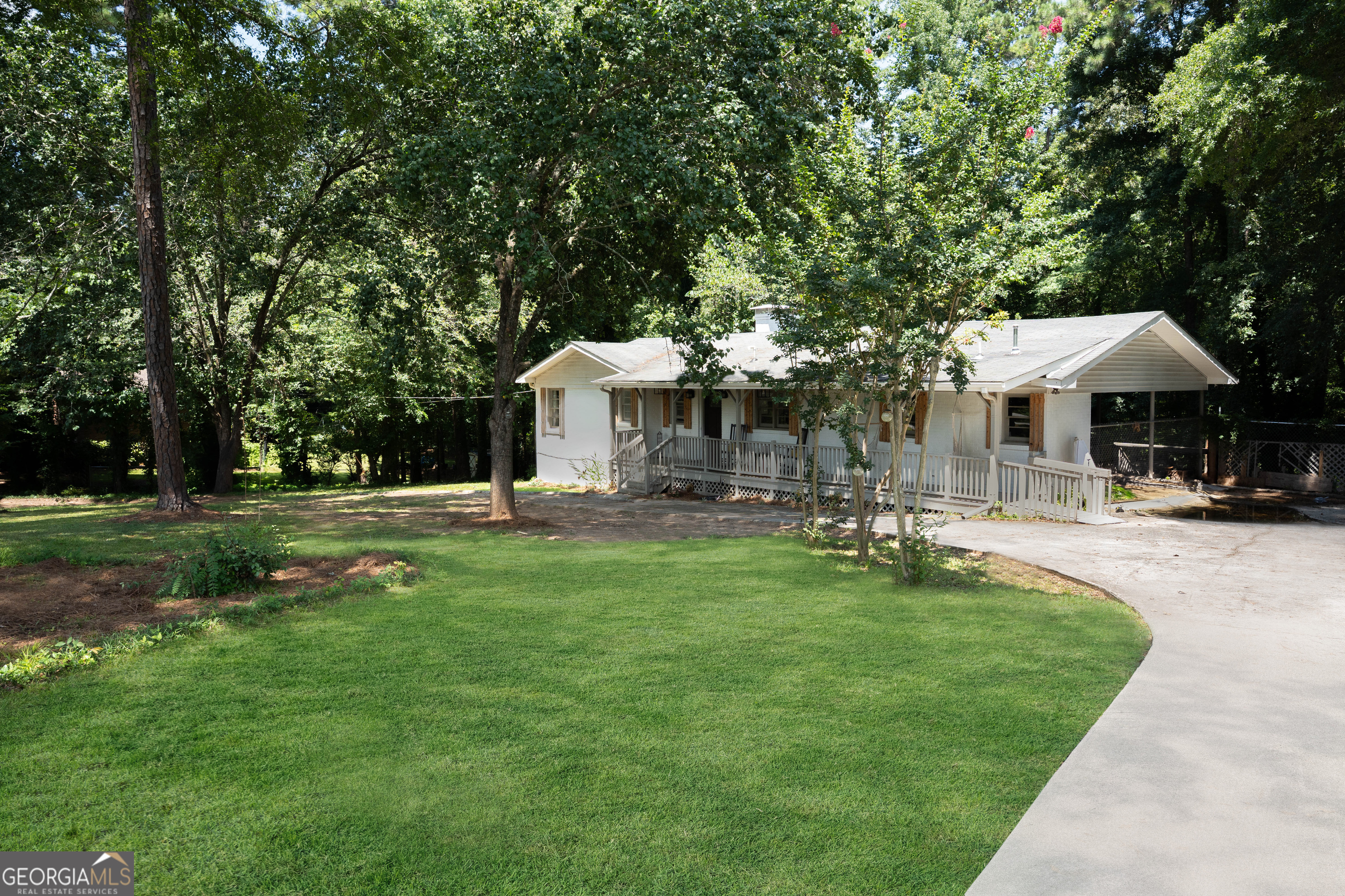 231 Alexandria DR