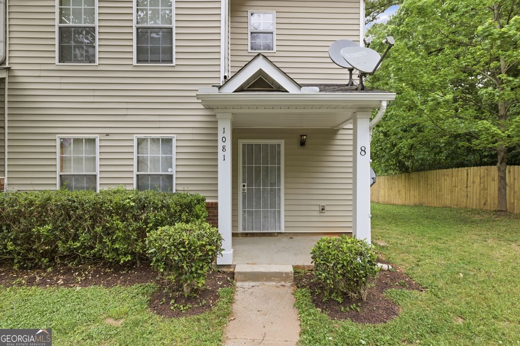 Photo of 1081 Estes Drive SW #504, Atlanta, GA 30310 (MLS # 10736145)