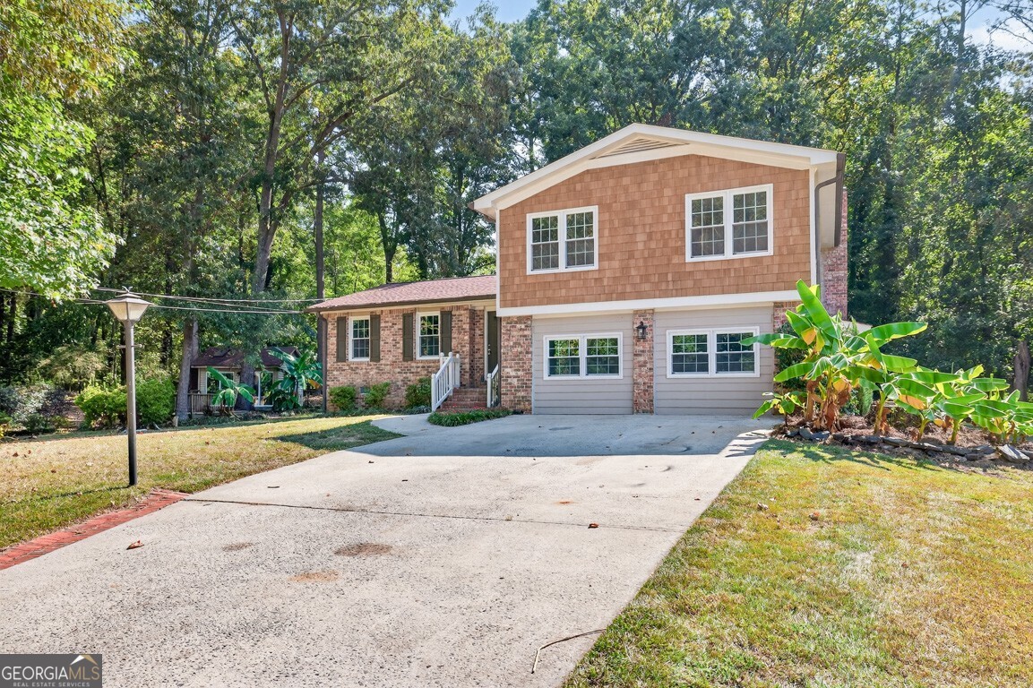 1434 Shelly CIR