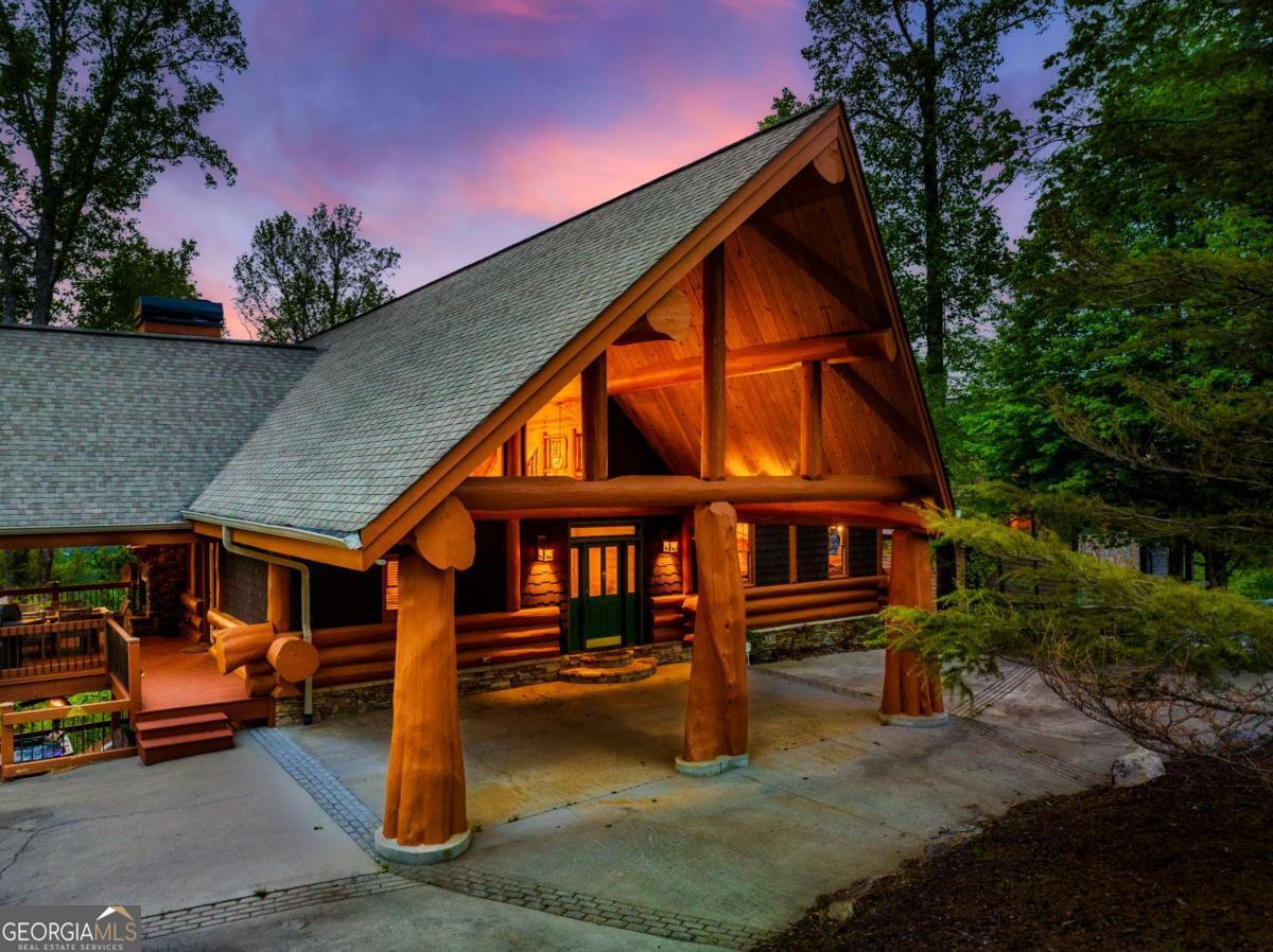 502 Overlook DR