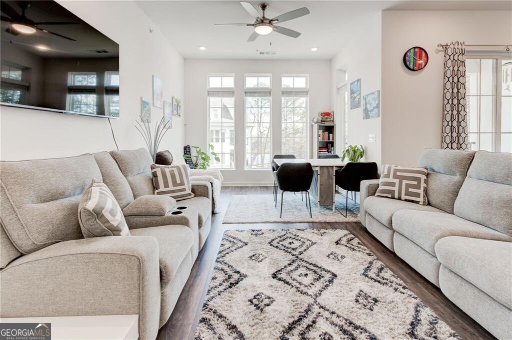 The Maxwell - Residential Lease