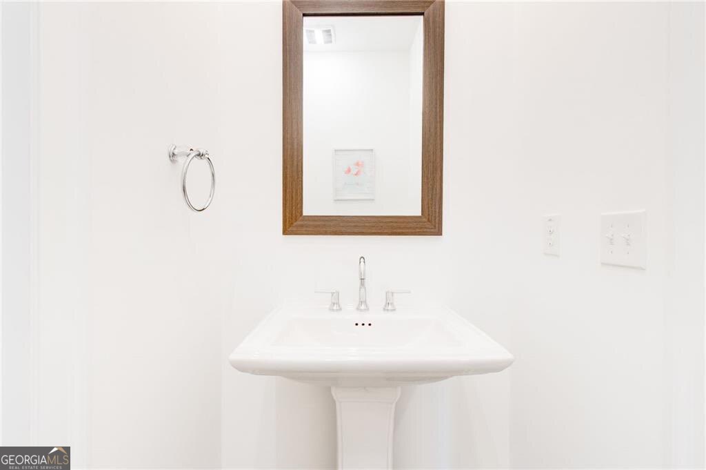 The Maxwell - Residential Lease