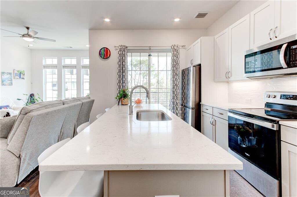 The Maxwell - Residential Lease