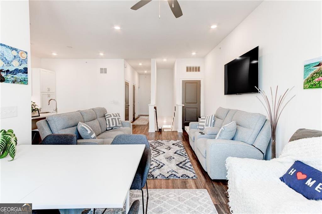 The Maxwell - Residential Lease