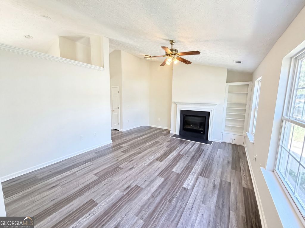 Photo of 503 Oakleaf Court, Acworth, GA 30102 (MLS # 10742802)