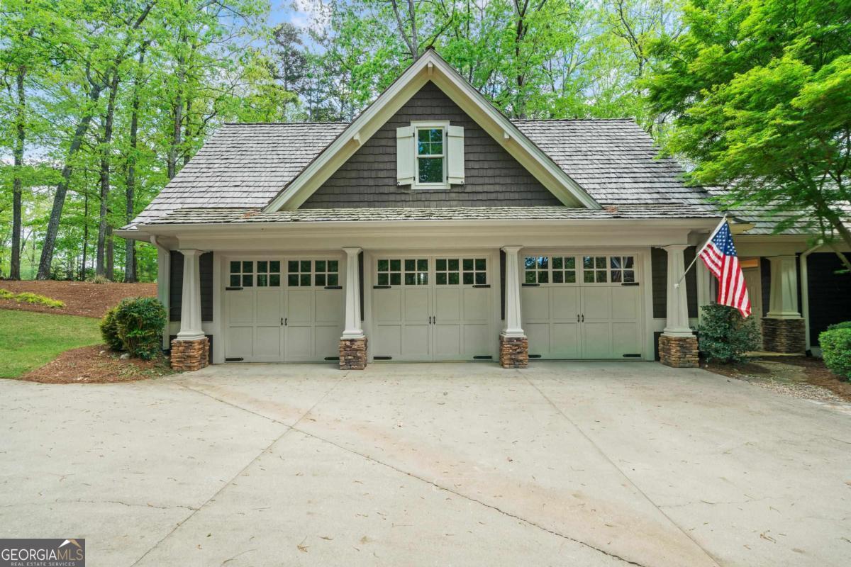 1081 Terrell CIR