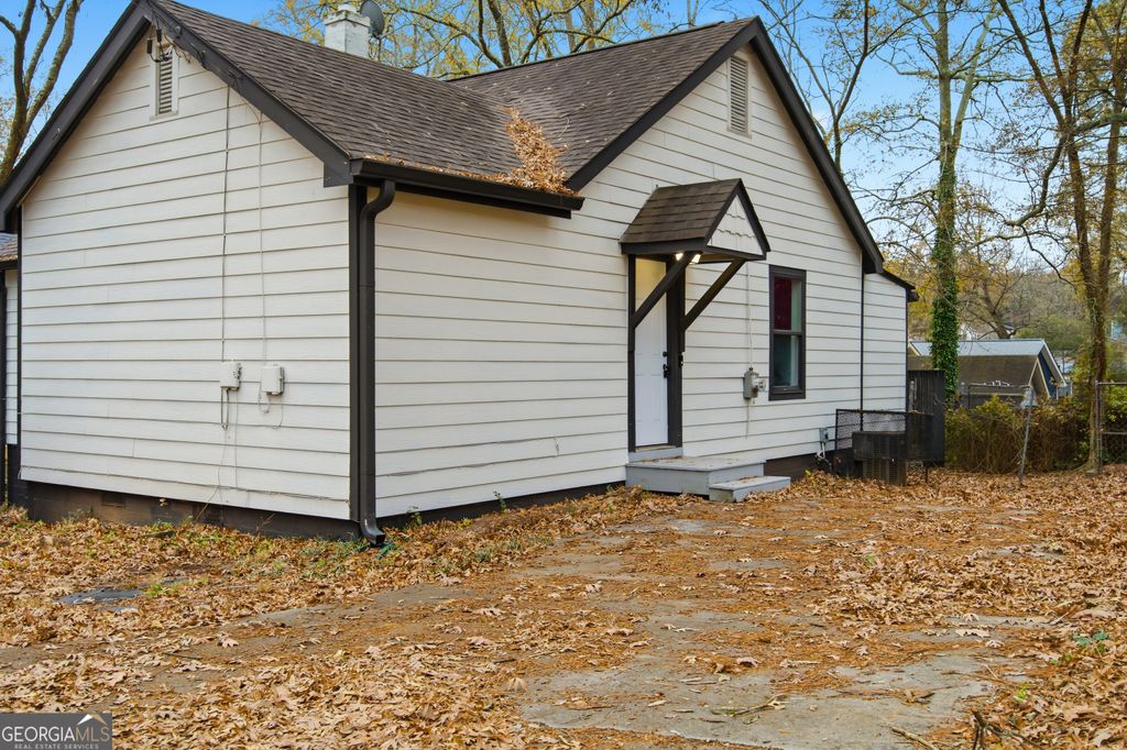 Photo of 1691 Flat Shoals Road SE, Atlanta, GA 30316 (MLS # 10683782)