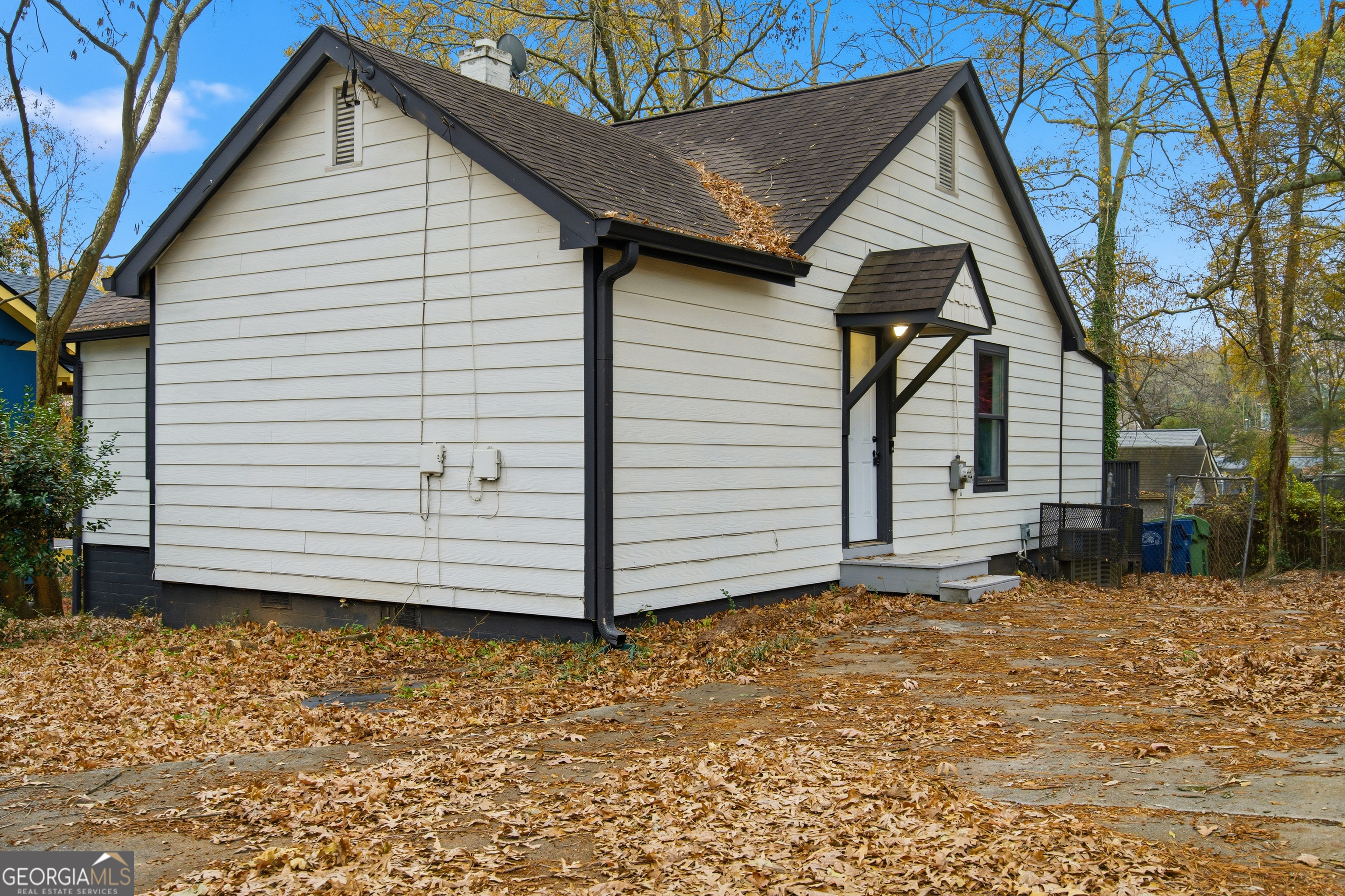 1691 Flat Shoals RD SE