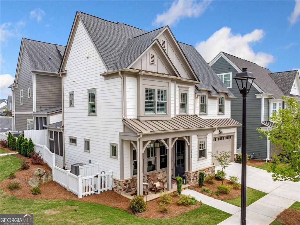 South on Main - Residential