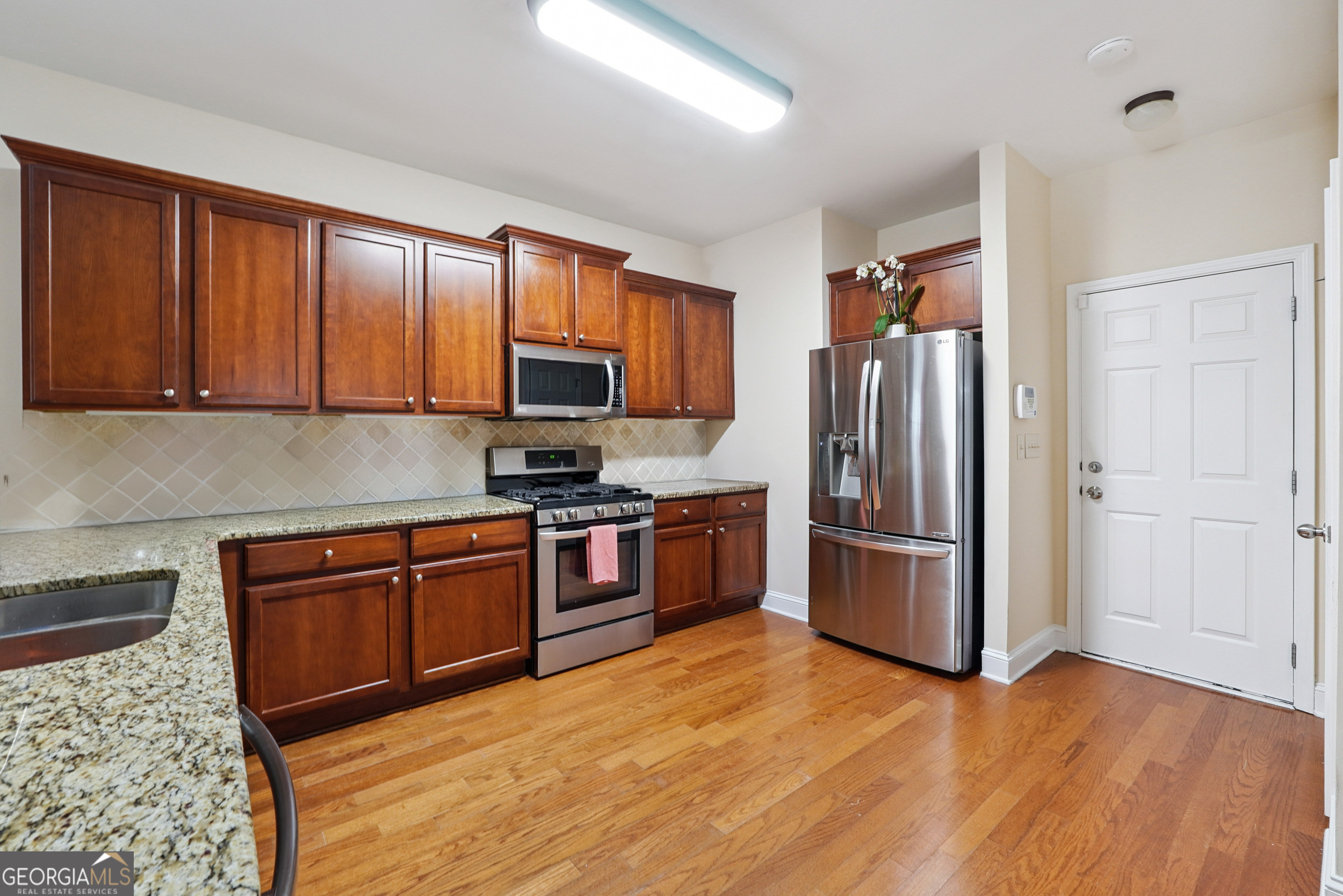1935 Hickory Station CIR