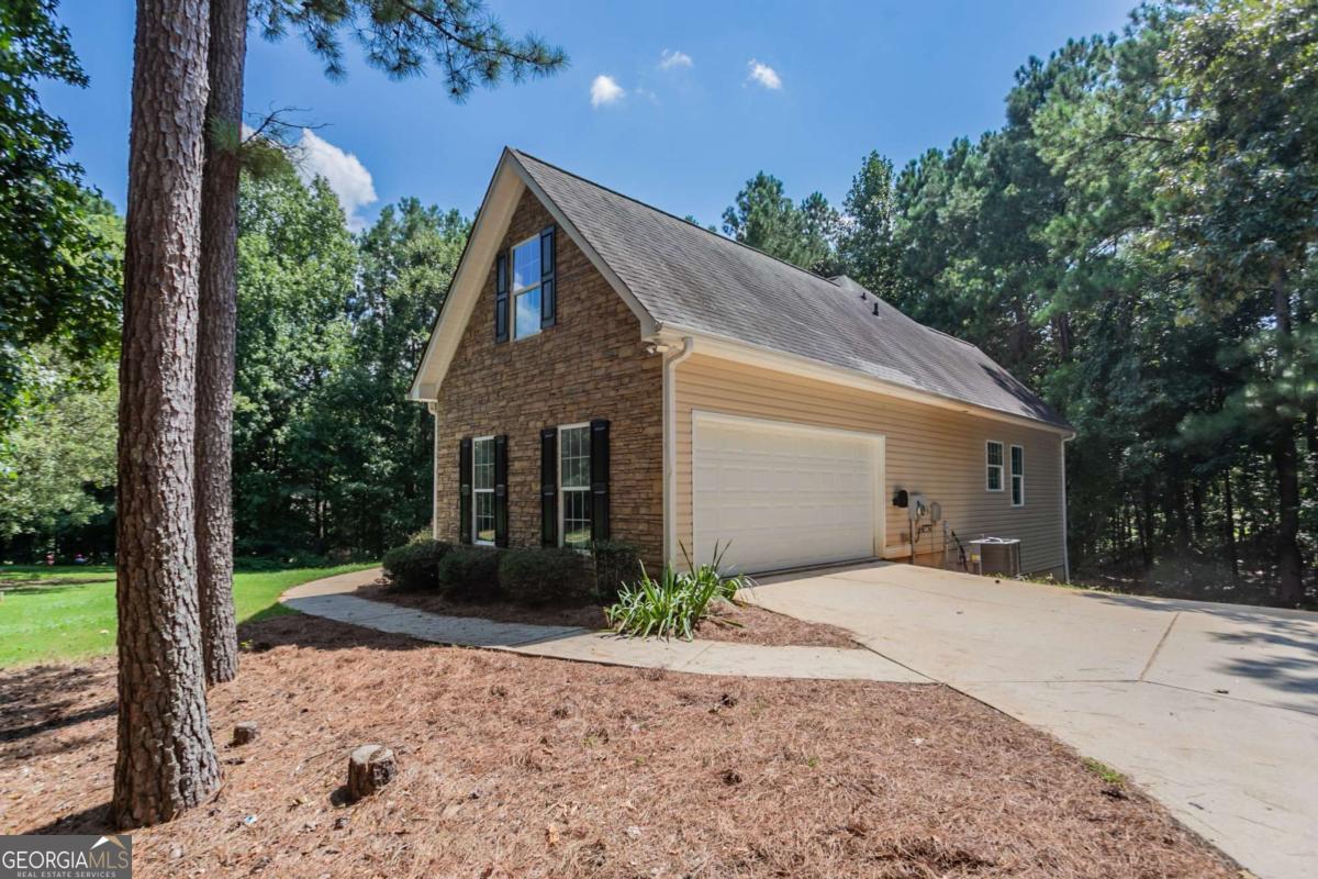 106 Loam DR